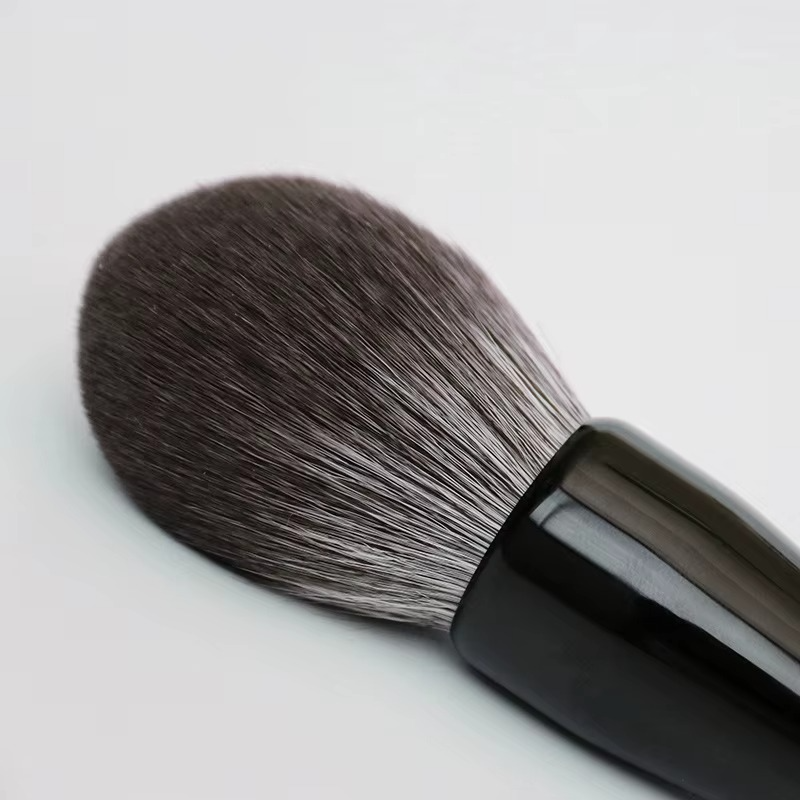Blush Powder Brush by Kreamy Cosmetics